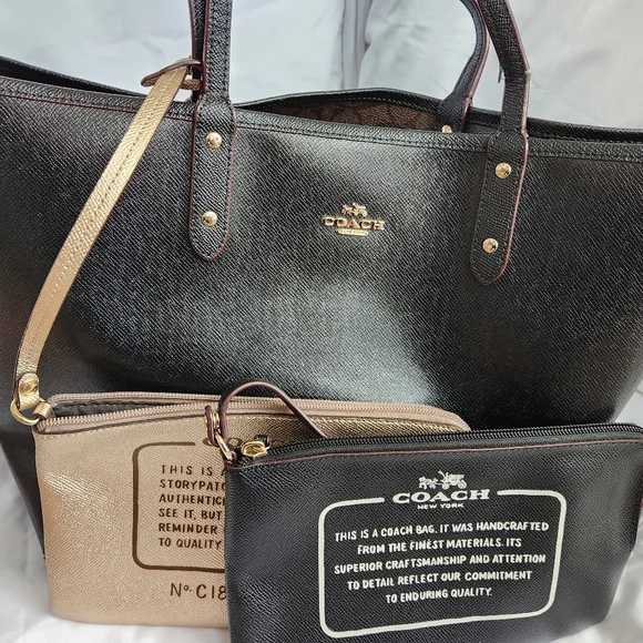 Coach Convertible Tote With 2 Clutch Inserts - Picture 1 of 8